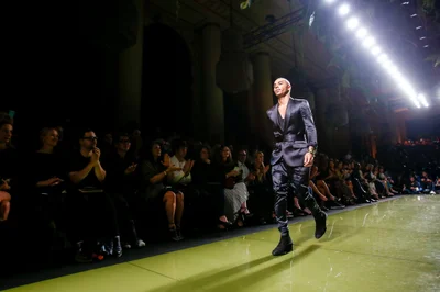 Look 48